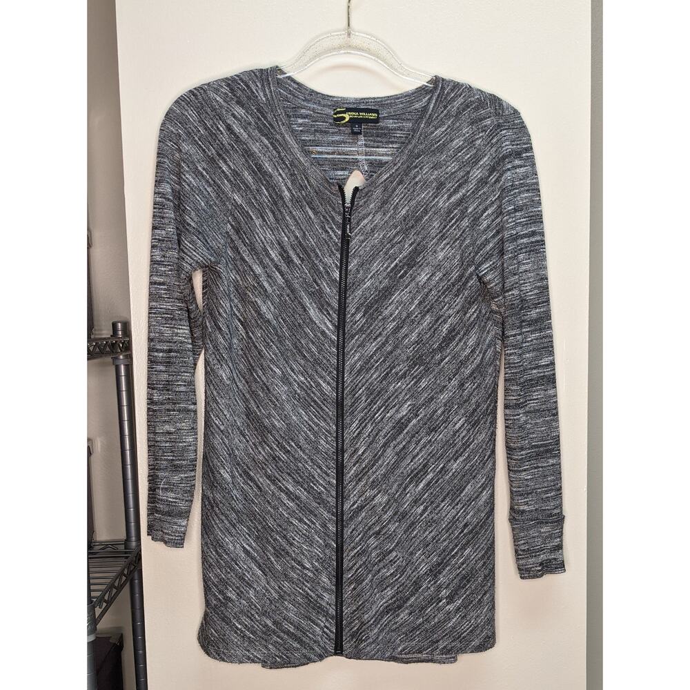 Serena Williams zip front top peekaboo opening S